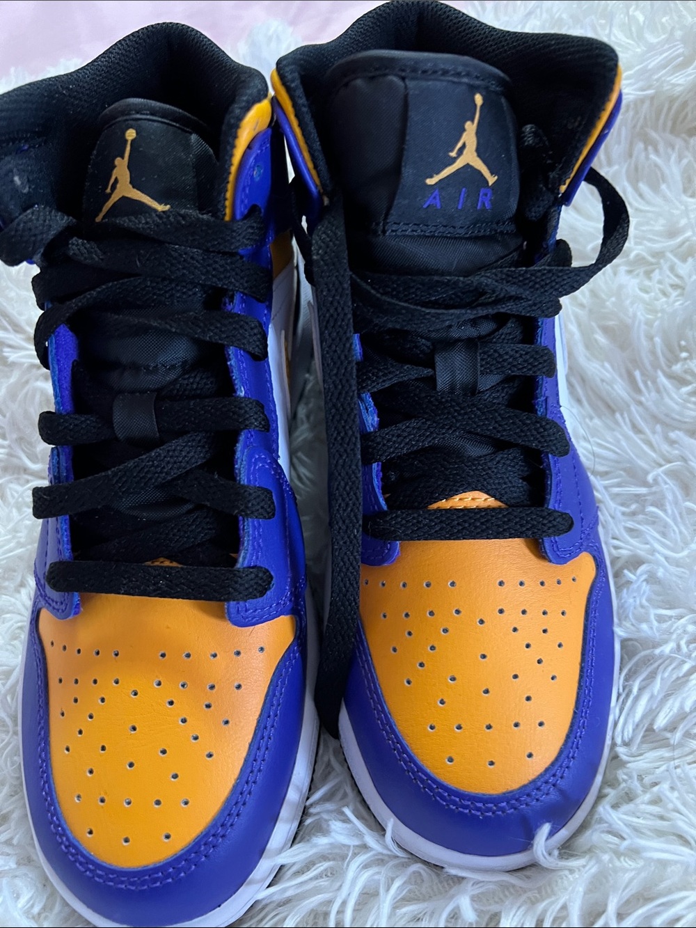Jordan Kids' High-Top Sneakers in Purple and Gold Sz 4Y (new no box)